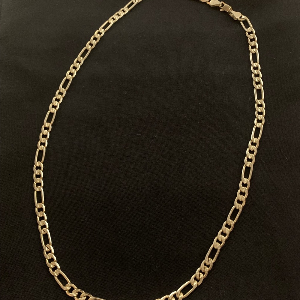 Gold Patterned curb link necklace ;24 inches